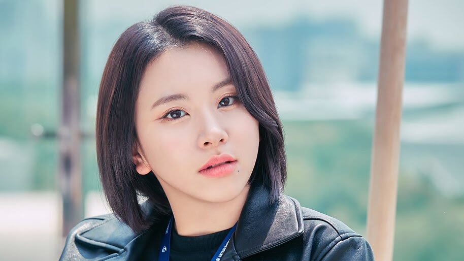 chaeyoung-twice-uhdpaper.com-4K-5.649-wp.thumbnail.jpg.bbb835c8d1d54c3e598e9a31622aa16b.jpg